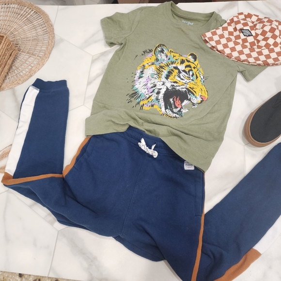 [CAT & JACK] boys Medium 8-10 cutest green shirt sleeve t-shirt w/  TIGER🐅 🐯 - Picture 12 of 16